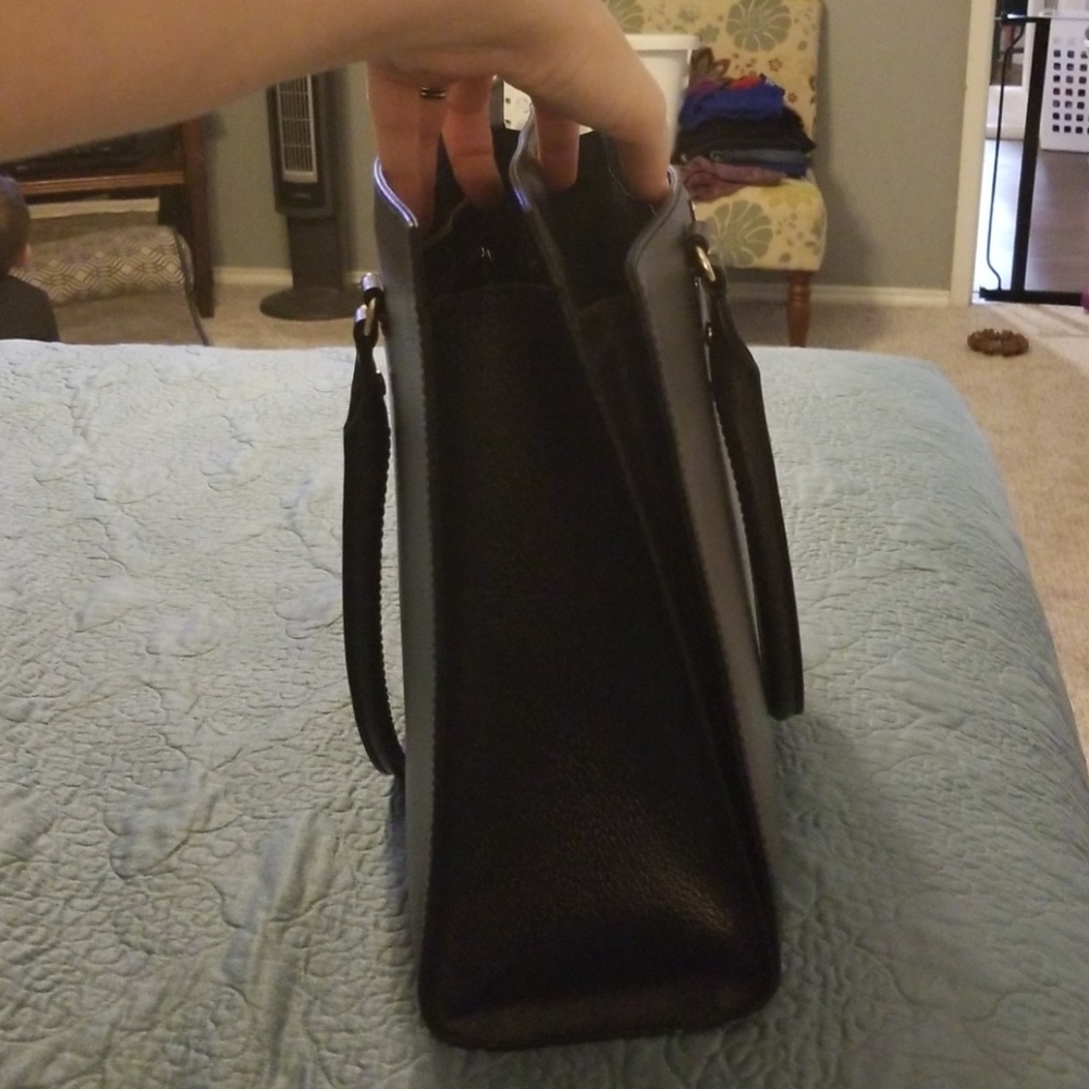Black Kate Spade - Picture 3 of 3